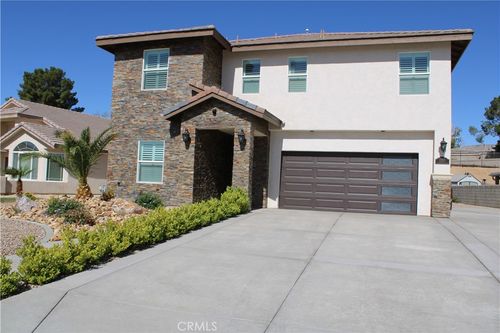 27404 Outrigger Ln, Helendale, CA, 92342-7615 | Card Image