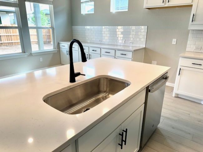 112 Grayson Elm Pass, House other with 4 bedrooms, 3 bathrooms and 4 parking in Dripping Springs TX | Image 6