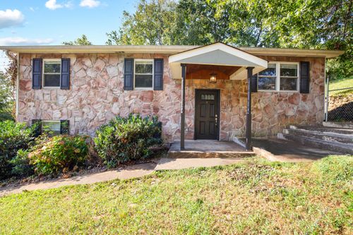 320 Branchwood Cir, Hixson, TN, 37343-2857 | Card Image