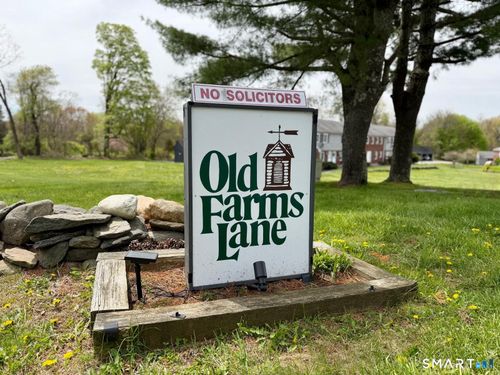 114-114 Old Farms Ln, New Milford, CT, 06776-3738 | Card Image