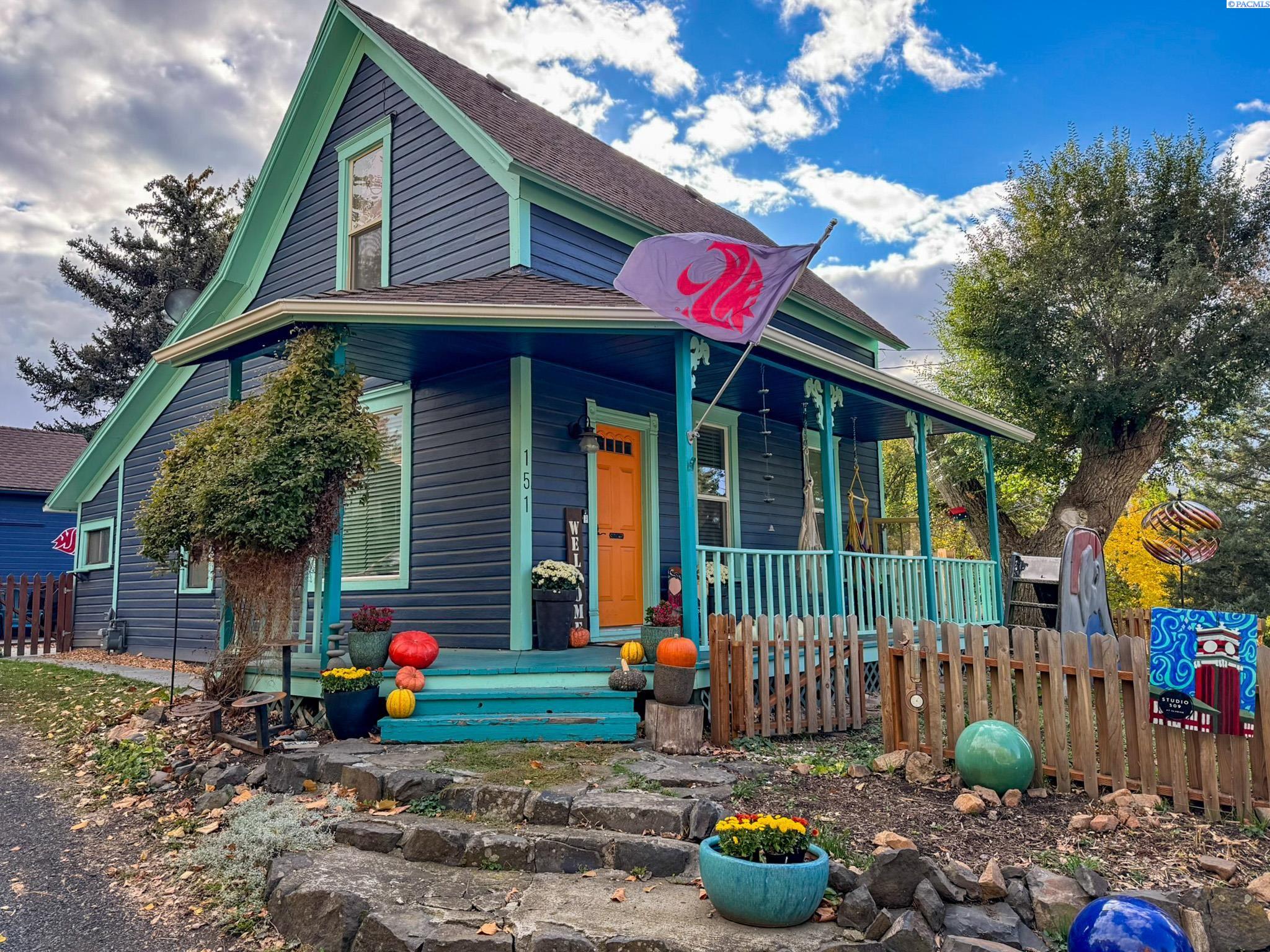 151 Se Water, For Sale in Pullman Zoocasa