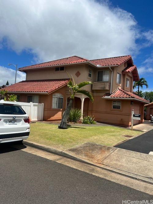 122-94-211 Loku Pl, Waipahu, HI, 96797-5543 | Card Image