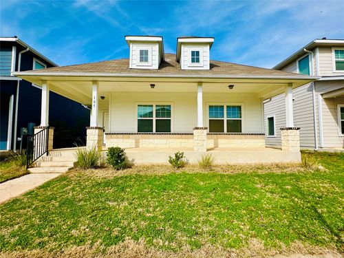 105 Eagle Lake Dr, Hutto, TX, 78634-2142 | Card Image