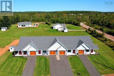 6 Livia Meadows Crt, Home with 2 bedrooms, 2 bathrooms and null parking in Debert NS | Image 1