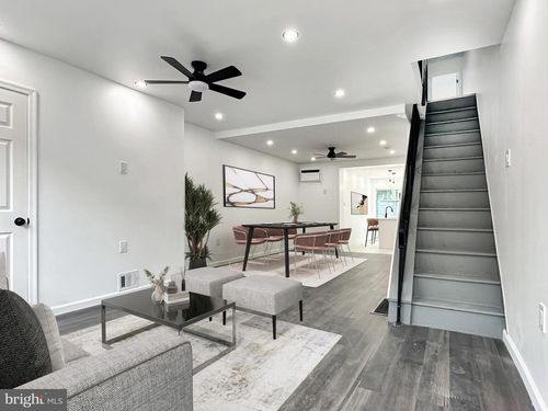 2040 S Norwood St, PHILADELPHIA, PA, 19145-2718 | Card Image