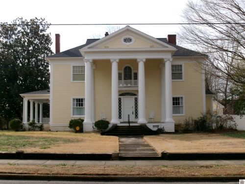 629 S 2nd St, Mayfield, KY, 42066-2703 | Card Image