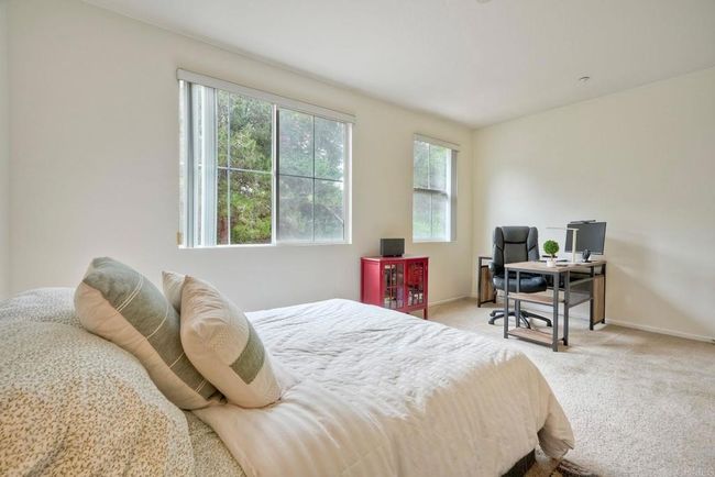 4049 Peninsula Dr, Condo with 3 bedrooms, 3 bathrooms and 2 parking in Carlsbad CA | Image 20