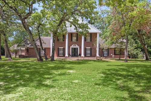 491 Oak Forest Rd, Bellville, TX, 77418-9617 | Card Image