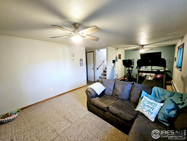 Family room is 24 x 12 | Image 19