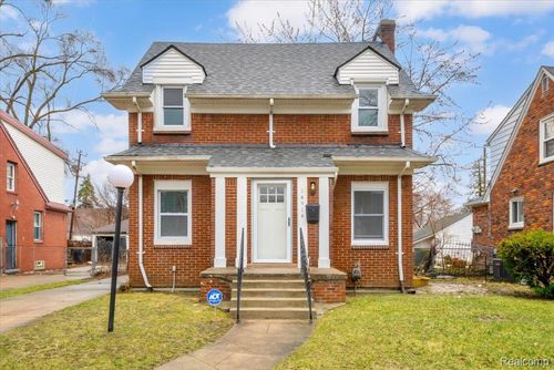 18910 Coyle St, Detroit, MI, 48235-2832 | Card Image