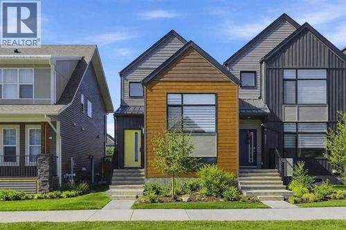 20549 Main St Se, Calgary, AB, T3M3E9 | Card Image