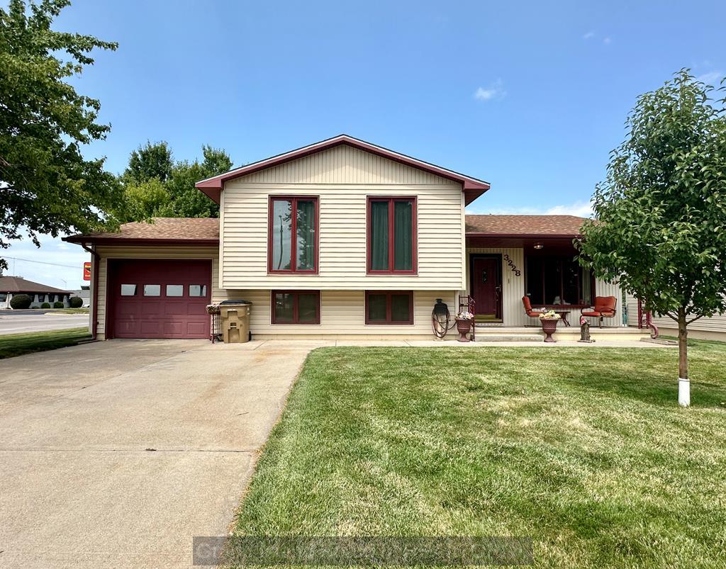 18th St, Grand Island, NE 68803