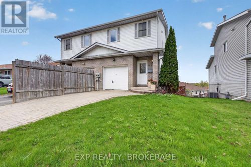 163 Guthrie Dr, Kingston, ON, K7K7A4 | Card Image