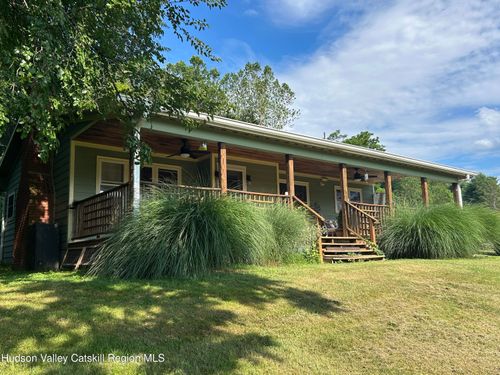 26 Mills Cross Rd, Staatsburg, NY, 12580-5105 | Card Image