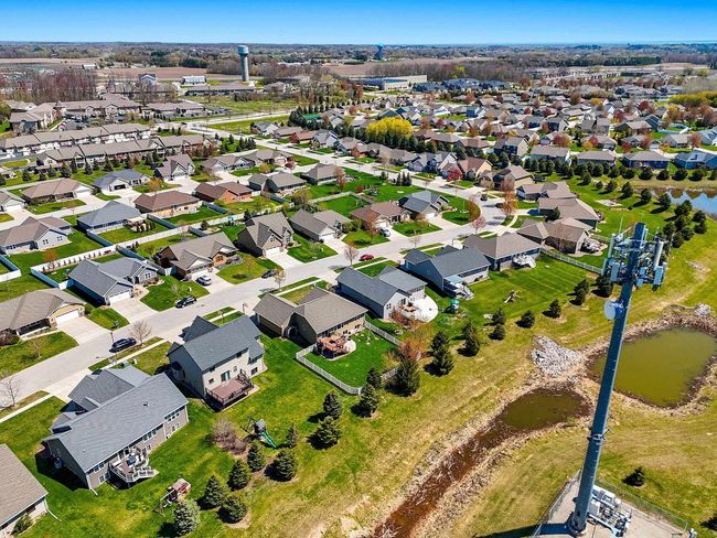 635 Pebblestone Circle, House other with 4 bedrooms, 4 bathrooms and null parking in HOBART WI | Image 65