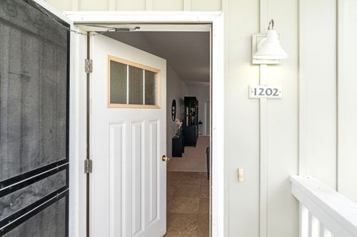 unit-i202-73-1108 Nuuanu Pl, Kailua Kona, HI, 96740-7582 | Card Image