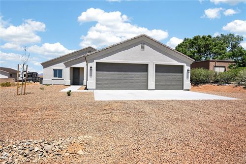 7201 E Stetson Dr, Kingman, AZ, 86401-9528 | Card Image