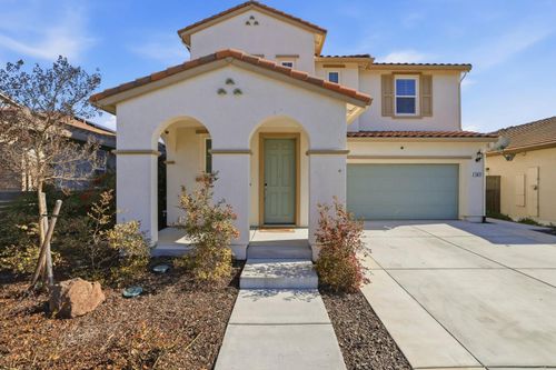 1817 Brubaker St, Woodland, CA, 95776-5533 | Card Image