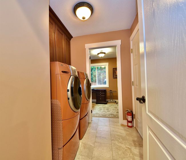 46457 Edgemont Pl, House other with 4 bedrooms, 2 bathrooms and 5 parking in Chilliwack BC | Image 13