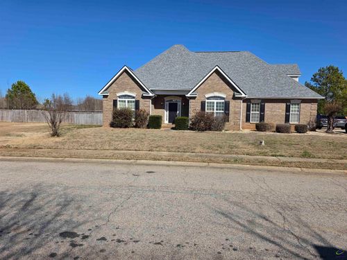 604 Twelve Oaks Drive, Warner Robins, GA, 31088-0000 | Card Image