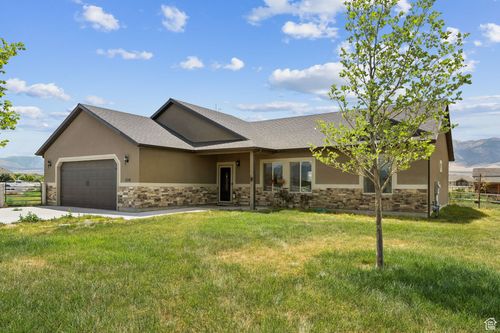 539 N Cooley St, Grantsville, UT, 84029-9359 | Card Image