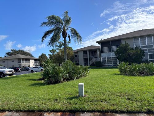 207-17 Lake Vista Trl, Port St Lucie, FL, 34952-6321 | Card Image