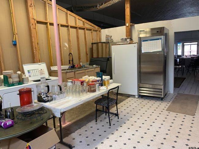 206 E Main St, Home with 0 bedrooms, 0 bathrooms and null parking in Naples TX | Image 22