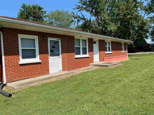 817 N Illinois St, Chandler, IN, 47610-9743 | Card Image