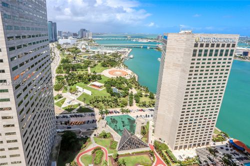 3616-325 S Biscayne Blvd, Miami, FL, 33131-2478 | Card Image