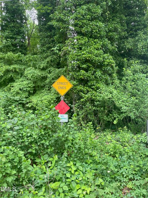 1905 Jane St, Greensboro, NC, 27407-3126 | Card Image