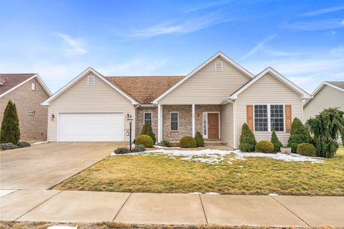 162 Locust Grove Ln, STUARTS DRAFT, VA, 24477-3336 | Card Image