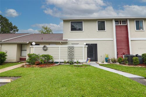 72 Pine Island Cir, Kissimmee, FL, 34743-8166 | Card Image