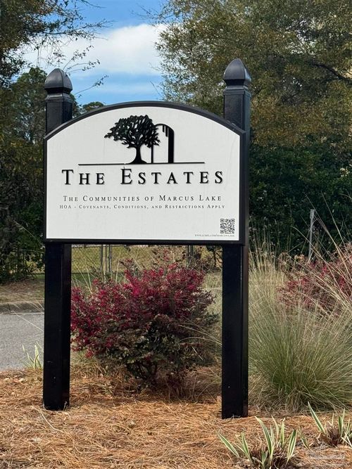 7078 Rampart Way, Pensacola, FL, 32505-3477 | Card Image