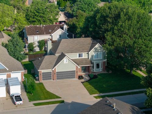 406 S 159th Ave, Omaha, NE, 68118-2133 | Card Image