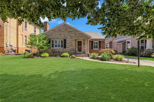 234 College Ave, Beaver, PA, 15009-2706 | Card Image