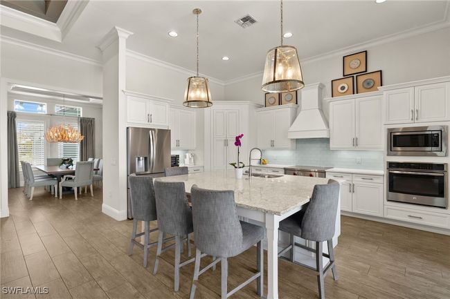 6348 Lyford Isle Dr, House other with 3 bedrooms, 5 bathrooms and null parking in Naples FL | Image 14