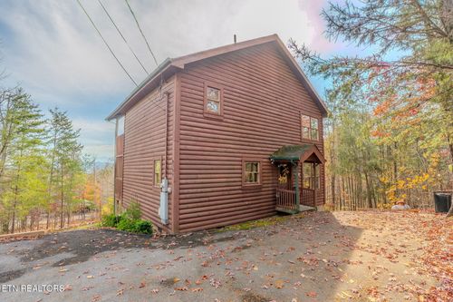 2109 Memory Way, Sevierville, TN, 37876 | Card Image