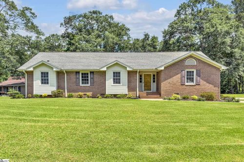 23 Riverview Cir, Greenville, SC, 29611-7141 | Card Image