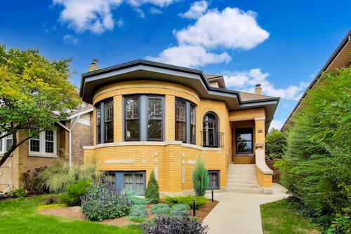 34 Le Moyne Pkwy, Oak Park, IL, 60302-1155 | Card Image