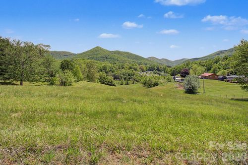 99999 Wise Rd, Candler, NC, 28715 | Card Image
