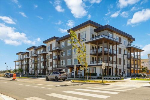200-3564B Ryder Hesjedal Way, Colwood, BC, V9C0V4 | Card Image