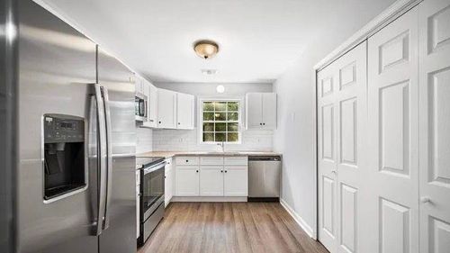 558 Manning Rd Sw, Marietta, GA, 30064-3053 | Card Image