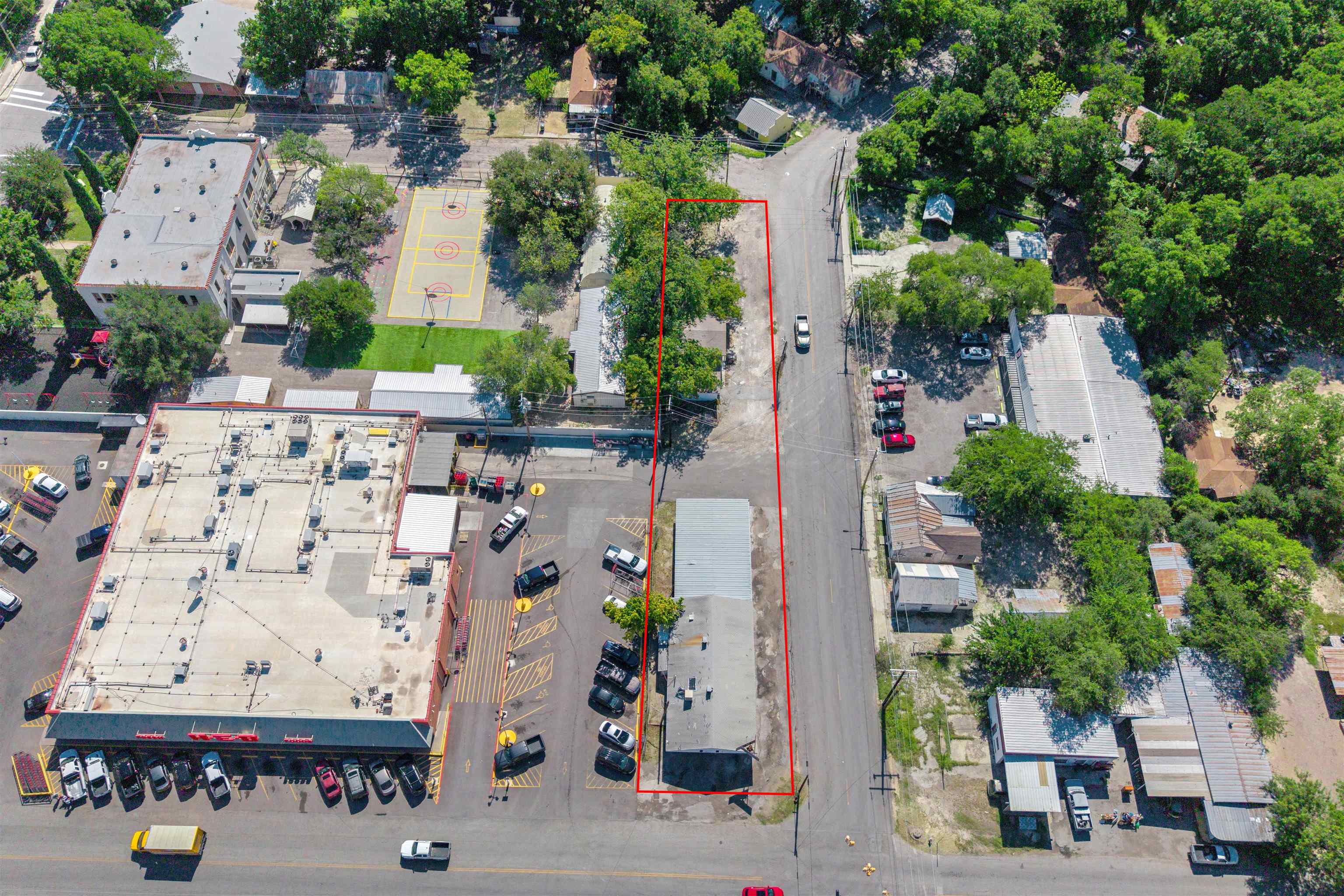 Commercial Sale in Del Rio 2