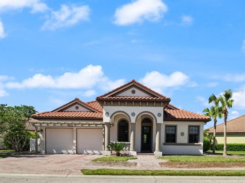 3635 80th Dr E, SARASOTA, FL, 34243-6301 | Card Image