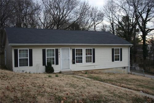 1631 Belmont Ave, Kansas City, MO, 64126-2464 | Card Image