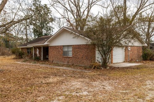 86 County Road 319, Cleveland, TX, 77327-8873 | Card Image