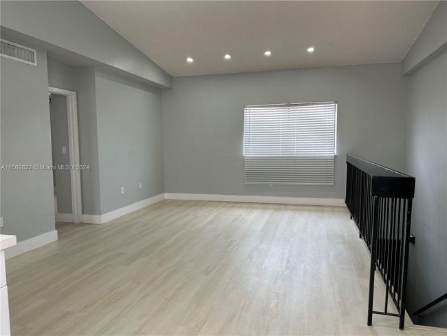 24 - 6375 W 27 Th Way, Condo with 2 bedrooms, 2 bathrooms and null parking in Hialeah FL | Image 8