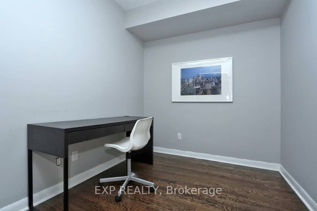 Residential Lease in Toronto W08 3