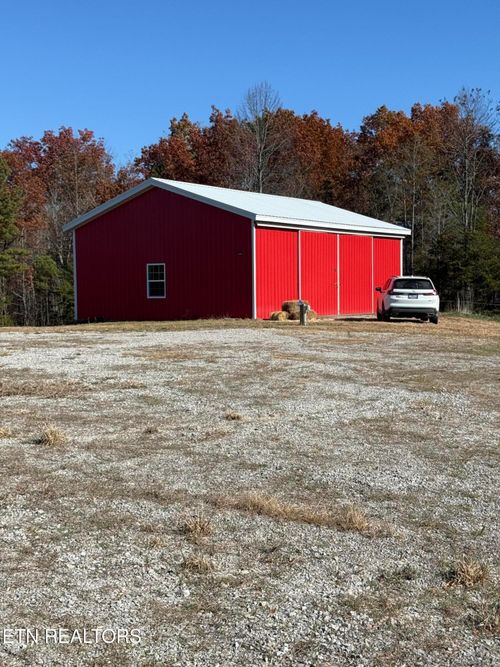 641 Vista View Pkwy, Jamestown, TN, 38556-6513 | Card Image