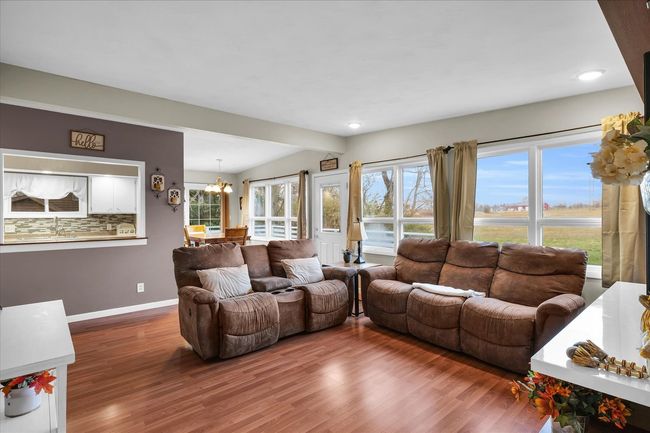 1204 Briarcliff Dr, House other with 3 bedrooms, 3 bathrooms and 2 parking in Mahomet IL | Image 4